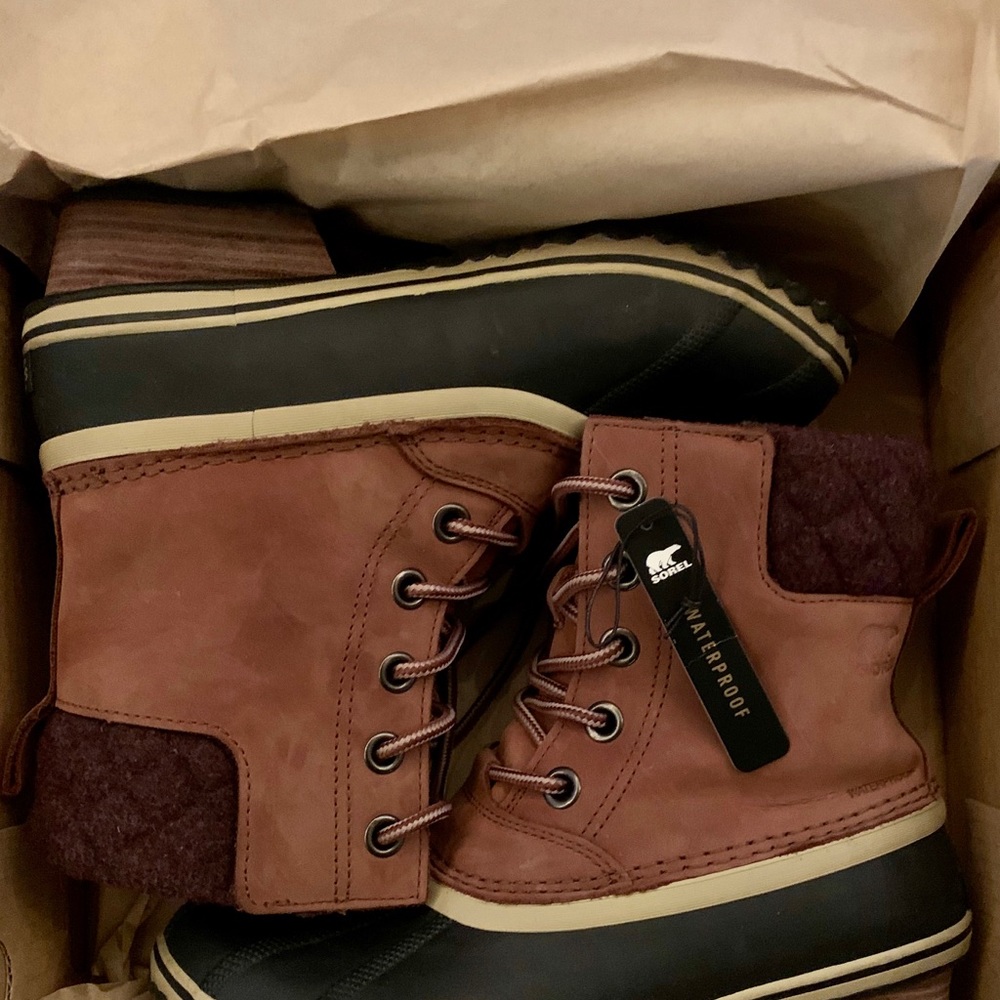 Sorel Boots Slimpack Lace II Burro Cattail Size 9